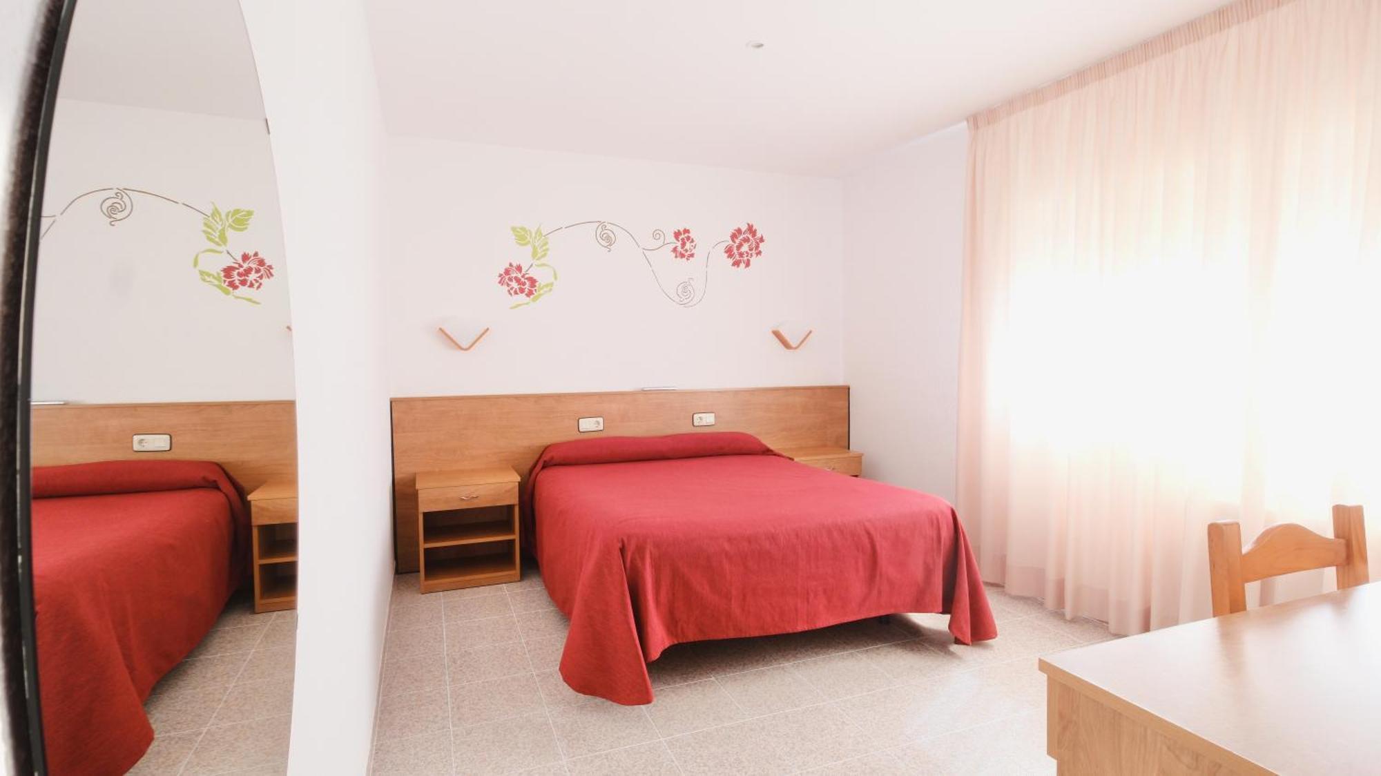 Hotel Paradis تورّيذيمْبَرّا المظهر الخارجي الصورة